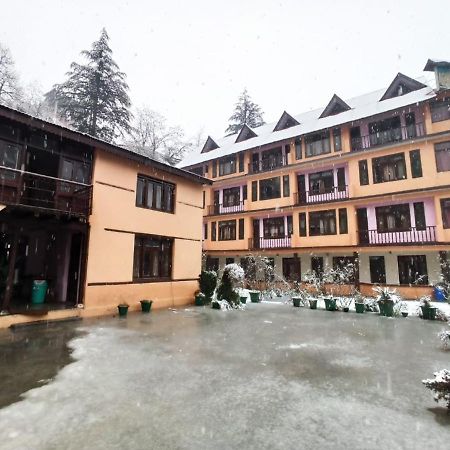 Hotel Him View Маналі Екстер'єр фото