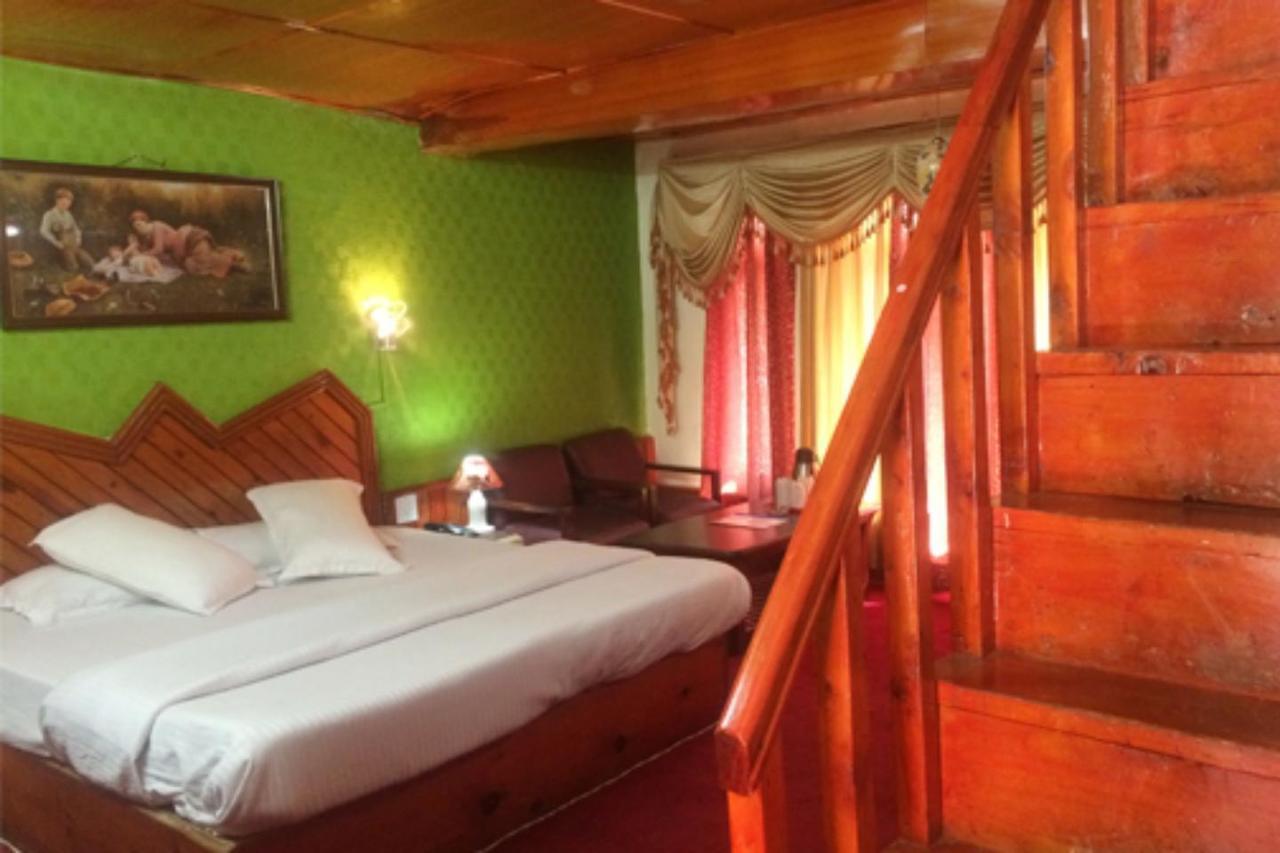 Hotel Him View Маналі Екстер'єр фото