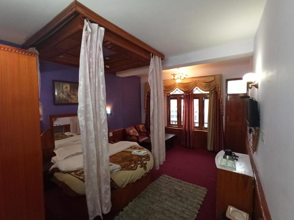 Hotel Him View Маналі Екстер'єр фото