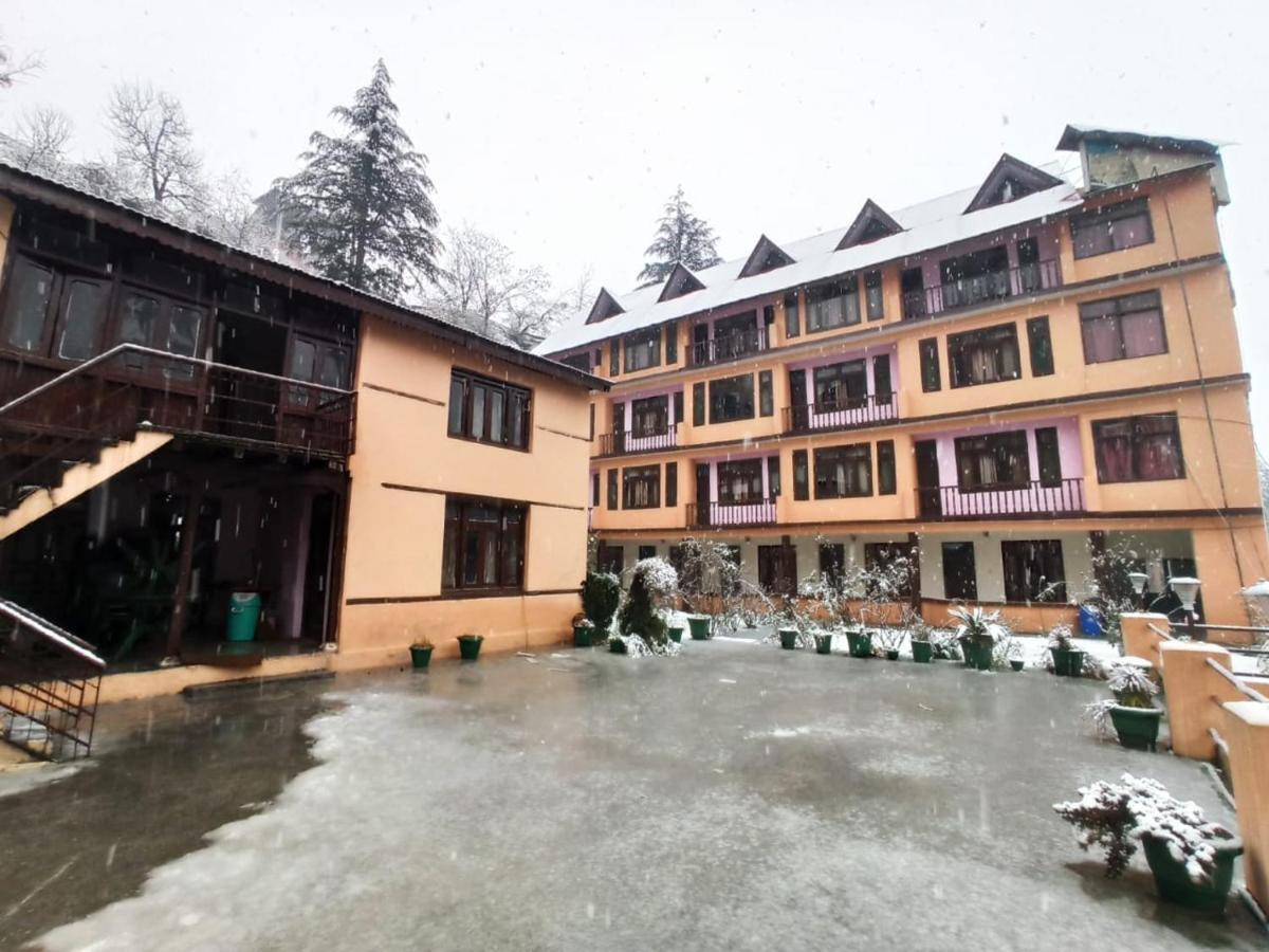 Hotel Him View Маналі Екстер'єр фото